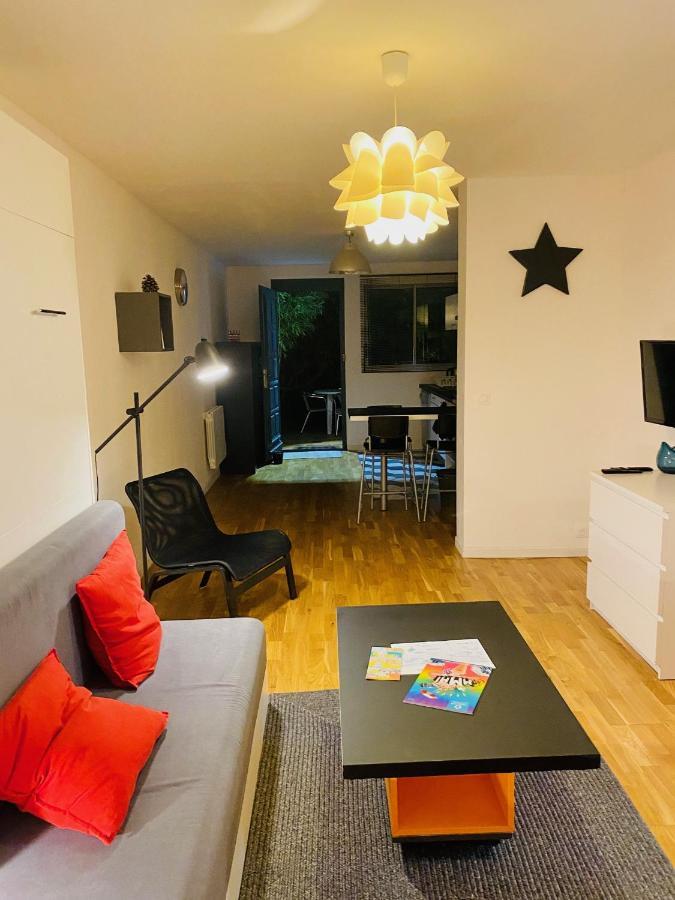 Apartamento Grand studio de 38m2 et cour indépendante de 25m2 dont wifi et Netflix Montpellier Exterior foto
